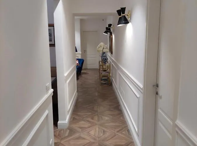 Rfc Repubblica Core 4* فلورنس